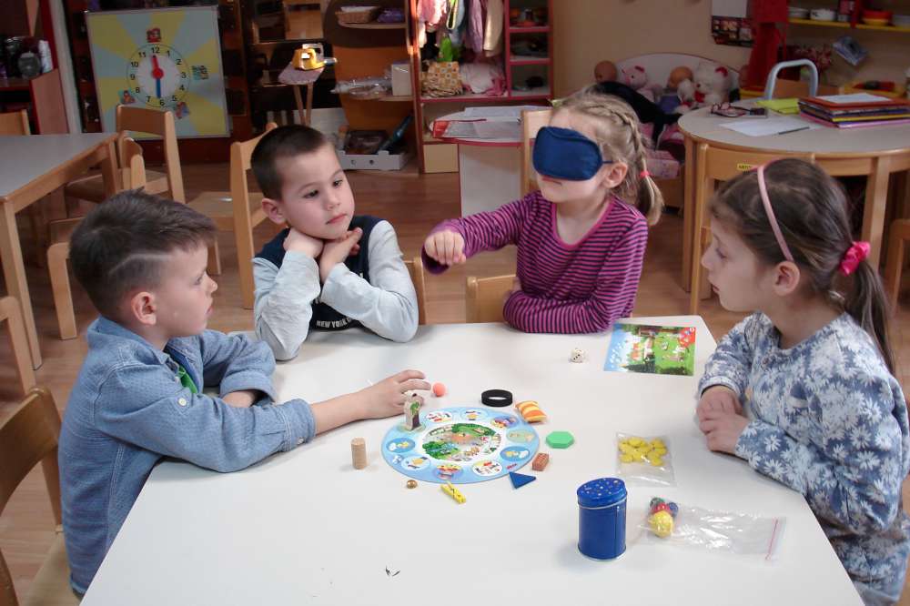 Igraonica za potencijalno darovitu djecu zaokružena za ovu pedagošku godinu druženjem s roditeljima - slika broj: 4