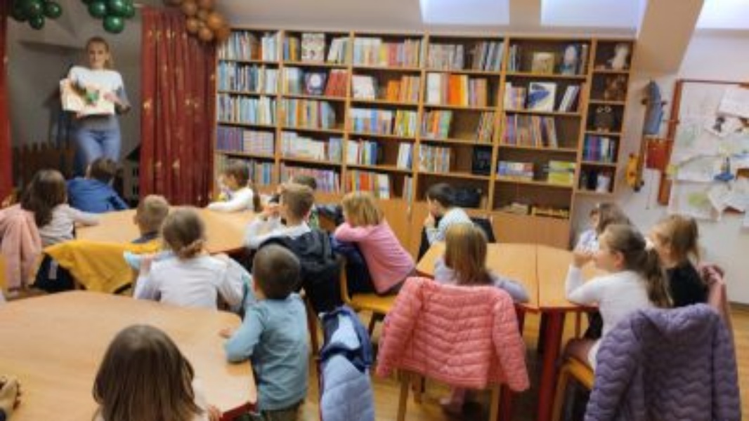 Leptirići obilježili Mjesec knjige - slika broj: 2