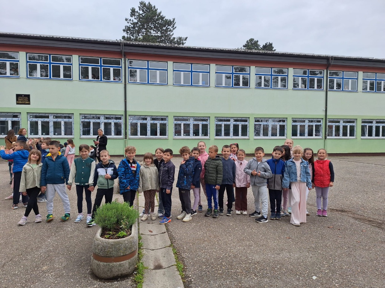 Posjet predškolskih skupina Osnovnoj školi Eugen Kvaternik - slika broj: 8